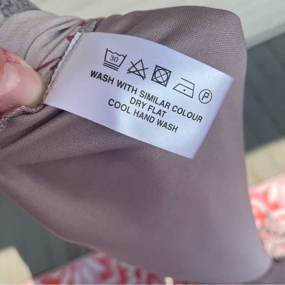 BIBA Floral Cape Dress Size 20 - Picture 10 of 11